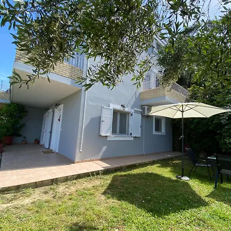 דירה Sea View House