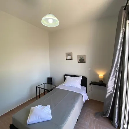 Sea View House דירה Astrakeri