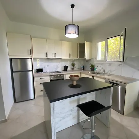 Sea View House Apartmán